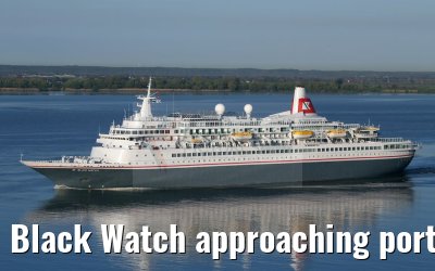 Black Watch approaching port of Hamburg 05. May 2016