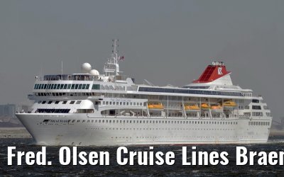 Fred. Olsen Cruise Lines Braemar departing port of Ijmuiden, 01. May 2011