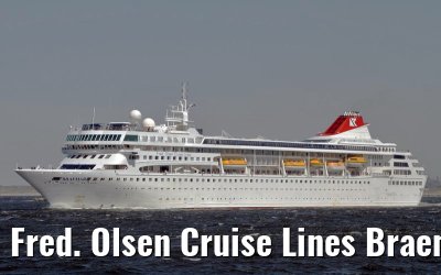 Fred. Olsen Cruise Lines Braemar departing port of Ijmuiden, 01. May 2011