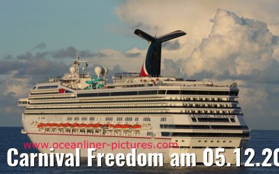 Carnival Freedom am 05.12.2007 vor Sint Maarten