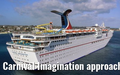 Carnival Imagination approaching port of Nassau, 18. April 2009