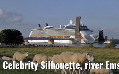 Celebrity Silhouette, river Ems conveyance, 30. June 2011