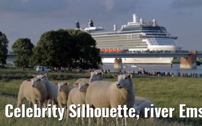 Celebrity Silhouette, river Ems conveyance, 30. June 2011