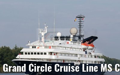 Grand Circle Cruise Line MS Corinthian 14.10.2016 Kiel Canal