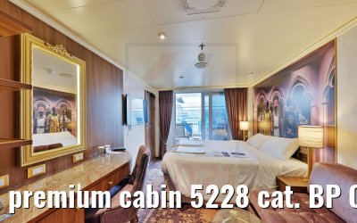 premium cabin 5228 cat. BP Costa Firenze open door