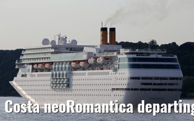 Costa neoRomantica departing port of Hamburg 06. August 2015