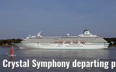 Crystal Symphony departing port of Hamburg, 28. September 2014