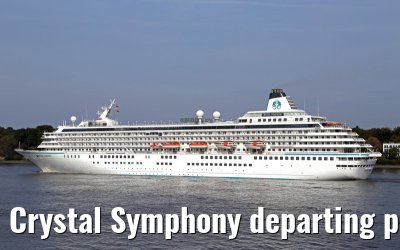 Crystal Symphony departing port of Hamburg, 28. September 2014