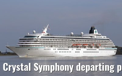 Crystal Symphony departing port of Hamburg, 28. September 2014