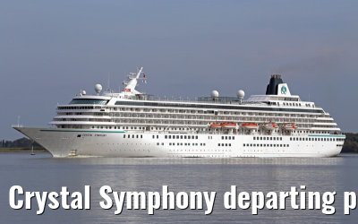 Crystal Symphony departing port of Hamburg, 28. September 2014
