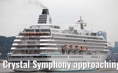 Crystal Symphony approaching port of Hamburg 08. September 2014