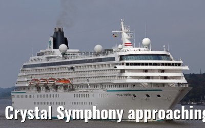 Crystal Symphony approaching port of Hamburg 08. September 2014