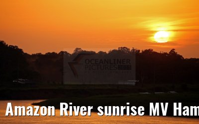 Amazon River sunrise MV Hamburg 03.01.2015