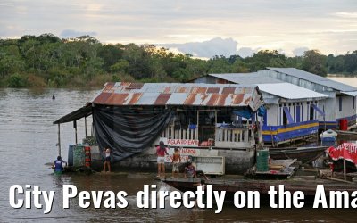 City Pevas directly on the Amazon River 07.01.2015