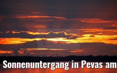 Sonnenuntergang in Pevas am Amazonas 07.01.2015
