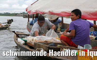 schwimmende Haendler in Iquitos 08.01.2015