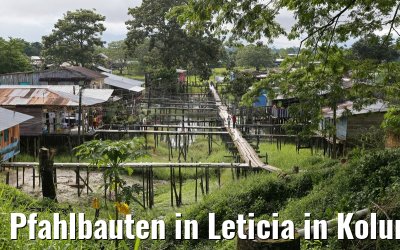 Pfahlbauten in Leticia in Kolumbien 09.01.2015