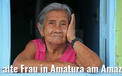 alte Frau in Amatura am Amazonas 10.01.2015