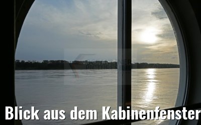 Blick aus dem Kabinenfenster auf den Amazonas 11.01.2015
