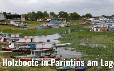 Holzboote in Parintins am Lago Francesa 14.01.2015