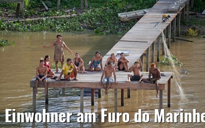 Einwohner am Furo do Marinheiro am Amazonas Delta 16.01.2015