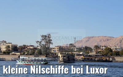 kleine Nilschiffe bei Luxor