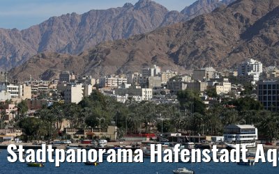 Stadtpanorama Hafenstadt Aqaba in Jordanien