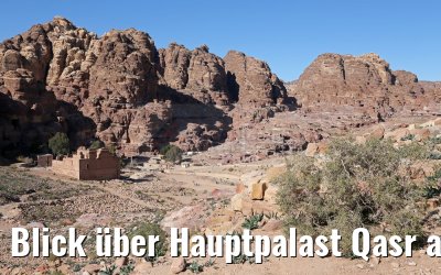 Blick über Hauptpalast Qasr al-Bint in Petra