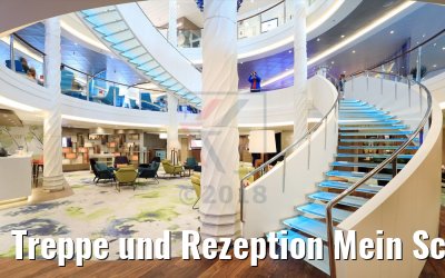 Treppe und Rezeption Mein Schiff 1
