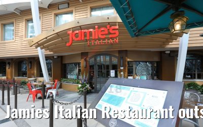 Jamies Italian Restaurant outside area Symphony of the Seas