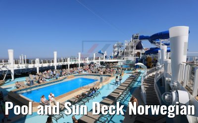 Pool and Sun Deck Norwegian Bliss