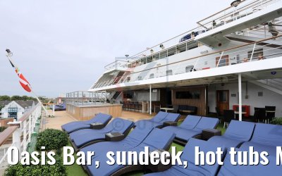 Oasis Bar, sundeck, hot tubs MS Columbus Deck 08