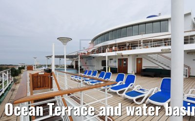 Ocean Terrace and water basin MS Columbus Deck 11