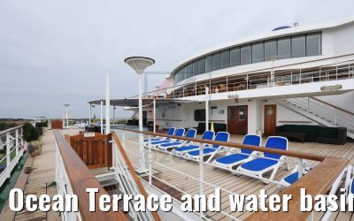 Ocean Terrace and water basin MS Columbus Deck 11