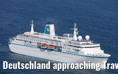 Deutschland approaching Travemünde 11.05.2017