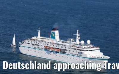 Deutschland approaching Travemünde 11.05.2017