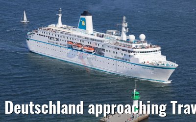 Deutschland approaching Travemünde 11.05.2017