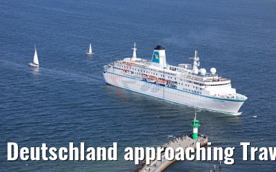 Deutschland approaching Travemünde 11.05.2017