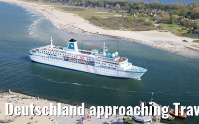 Deutschland approaching Travemünde 11.05.2017