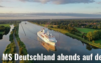 MS Deutschland abends auf dem Nord-Ostsee-Kanal 21.07.2019