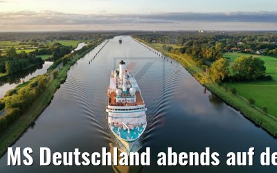 MS Deutschland abends auf dem Nord-Ostsee-Kanal 21.07.2019