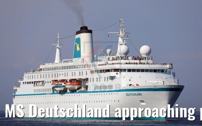 MS Deutschland approaching port of Kiel 27.05.2018
