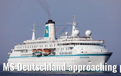 MS Deutschland approaching port of Kiel 27.05.2018