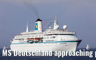 MS Deutschland approaching port of Kiel 27.05.2018