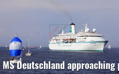 MS Deutschland approaching port of Kiel 27.05.2018
