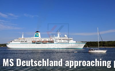 MS Deutschland approaching port of Kiel 27.05.2018