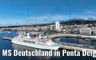 MS Deutschland in Ponta Delgada Azoren