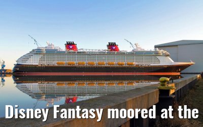 Disney Fantasy moored at the Meyer Werft shipyard pier, 15. January 2012