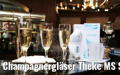 Champagnergläser Theke MS Saxonia 22.10.2016
