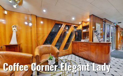 Coffee Corner Elegant Lady